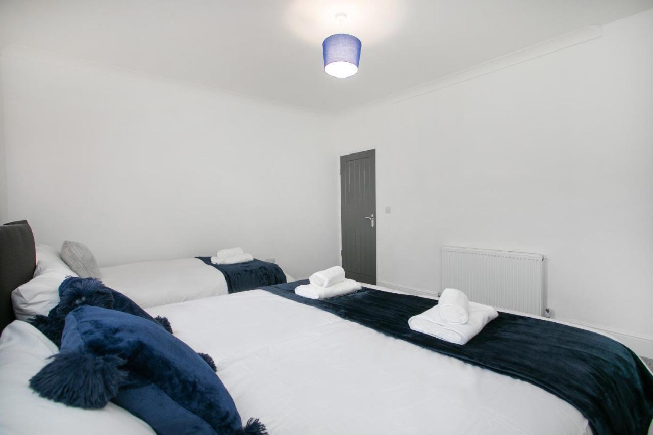 Villa Cudworth House, Barnsley For Contractors & Families, Free Parking, High Speed Wifi Etc Exterior foto