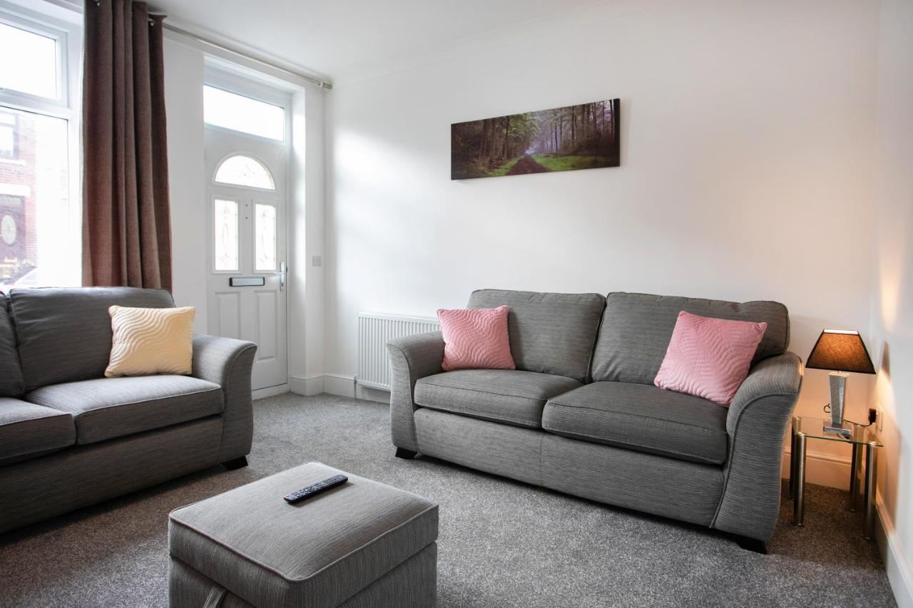 Villa Cudworth House, Barnsley For Contractors & Families, Free Parking, High Speed Wifi Etc Exterior foto